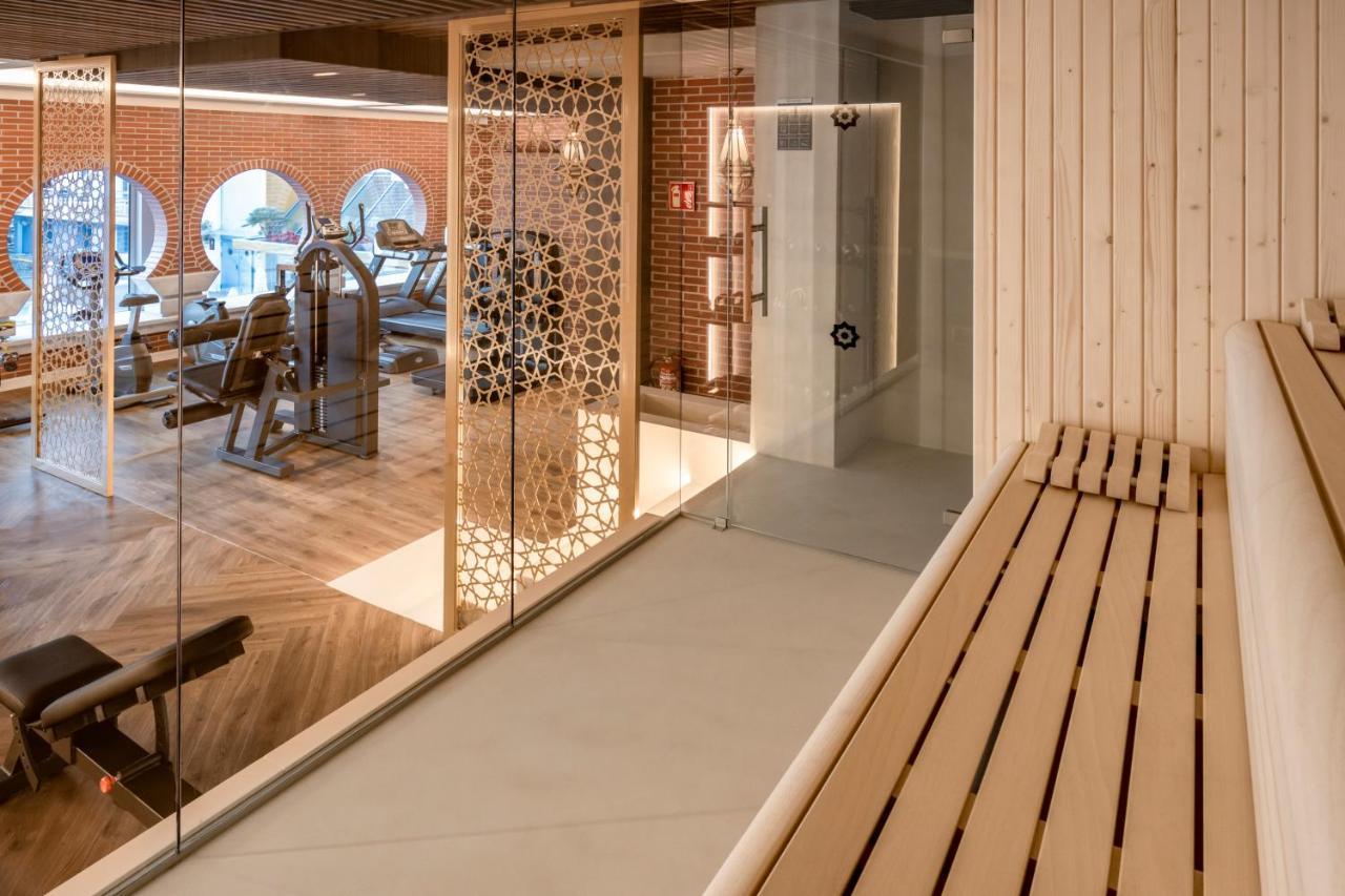 Hotel Alhambra ซานตาซูซานนา ภายนอก รูปภาพ